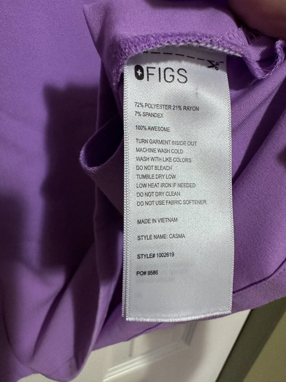 Figs Wild Iris Casma Scrub Top - Picture 4 of 6